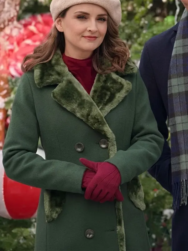 Rachael Leigh Cook Rescuing Christmas Coat