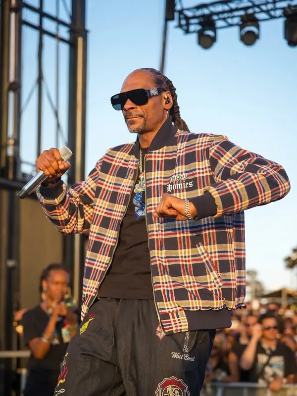 Snoop Dogg 12th Annual Christmas JacketSnoop Dogg 12th Annual Christmas Jacket